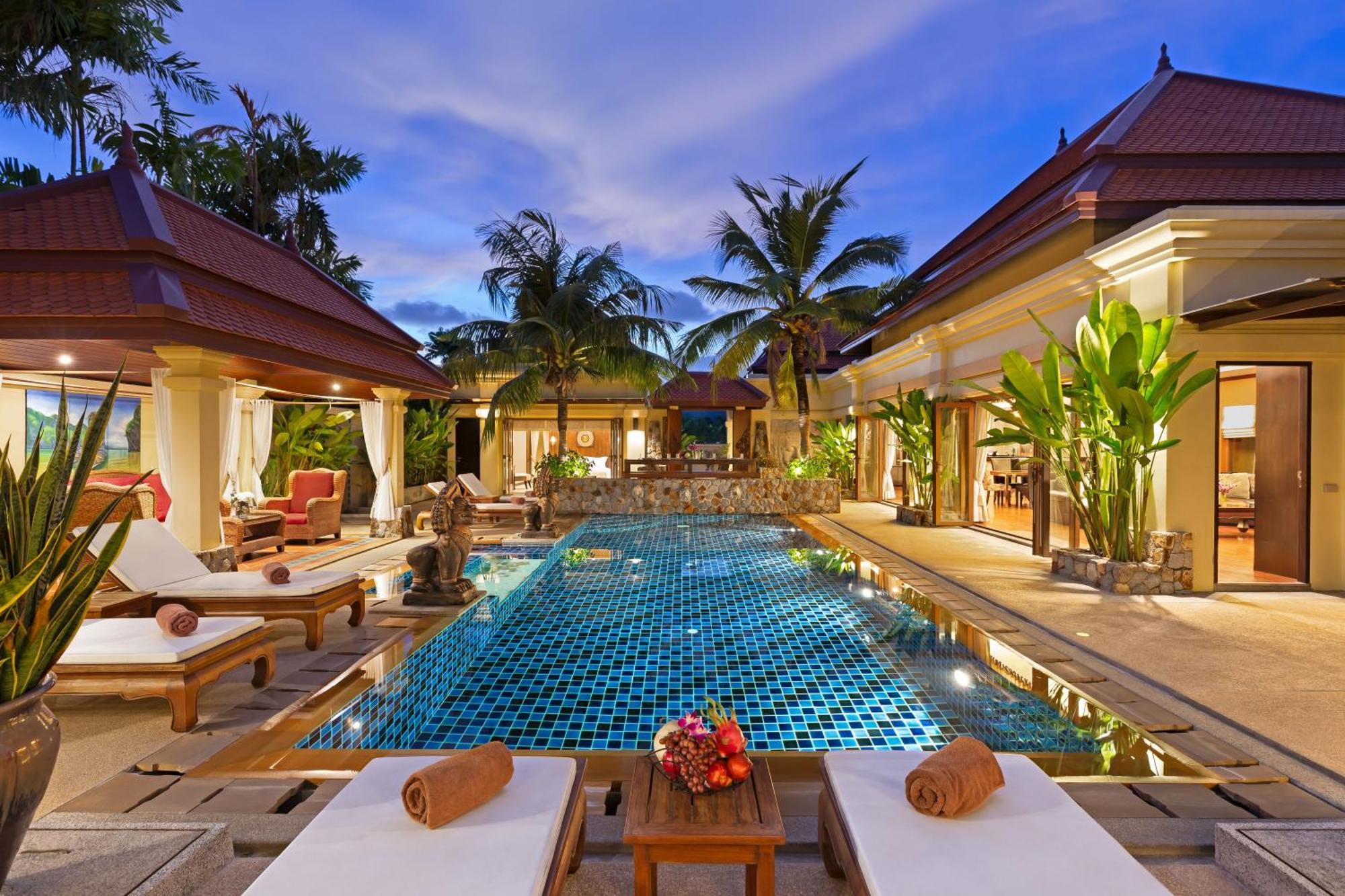 Extraordinary Courtyard 6Br Pool Villa Sri Suri, Naiharn Rawai Eksteriør billede