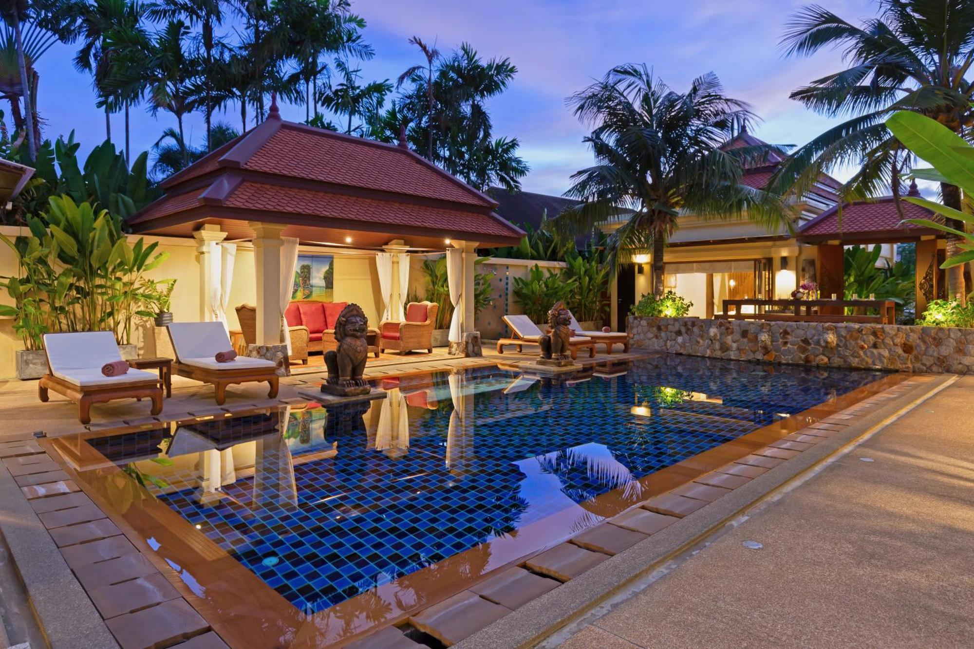 Extraordinary Courtyard 6Br Pool Villa Sri Suri, Naiharn Rawai Eksteriør billede