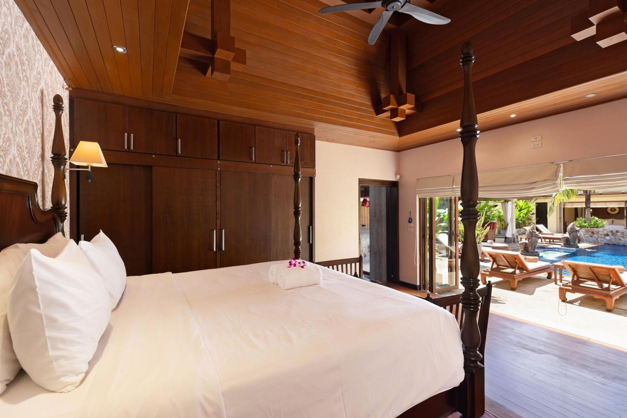 Extraordinary Courtyard 6Br Pool Villa Sri Suri, Naiharn Rawai Eksteriør billede