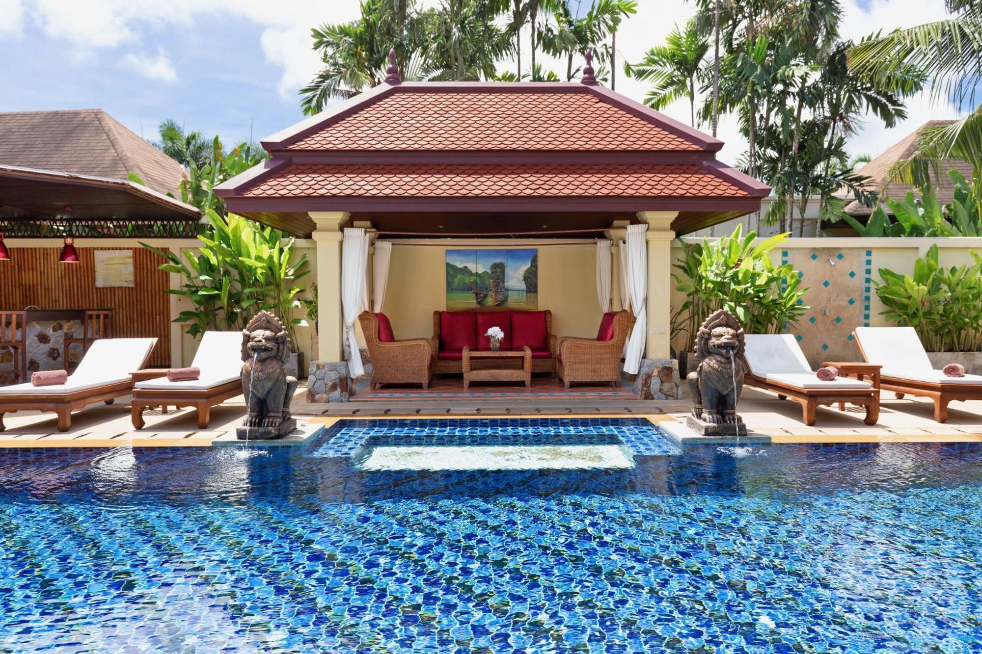 Extraordinary Courtyard 6Br Pool Villa Sri Suri, Naiharn Rawai Eksteriør billede